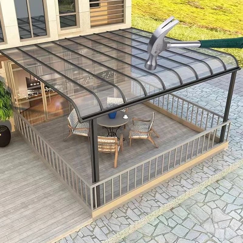 Auvent en aluminium pour terrasse
