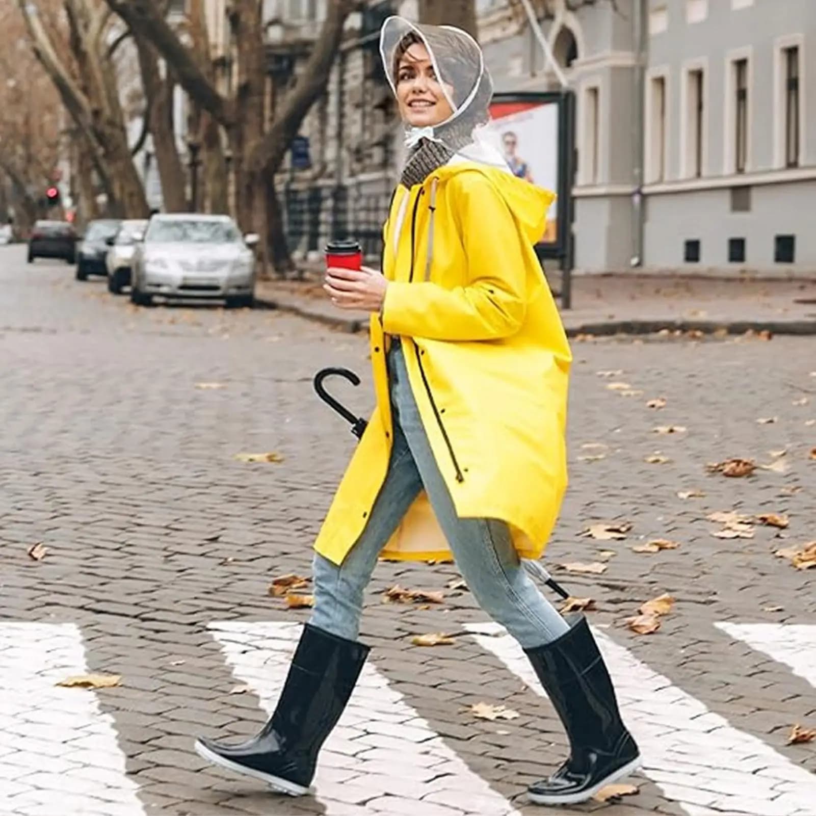 Chapeau de pluie transparent réutilisable imperméable à large bord pour femme, idéal pour les activités de plein air, la randonnée, le jardinage, le shopping, la plage et la protection contre le vent