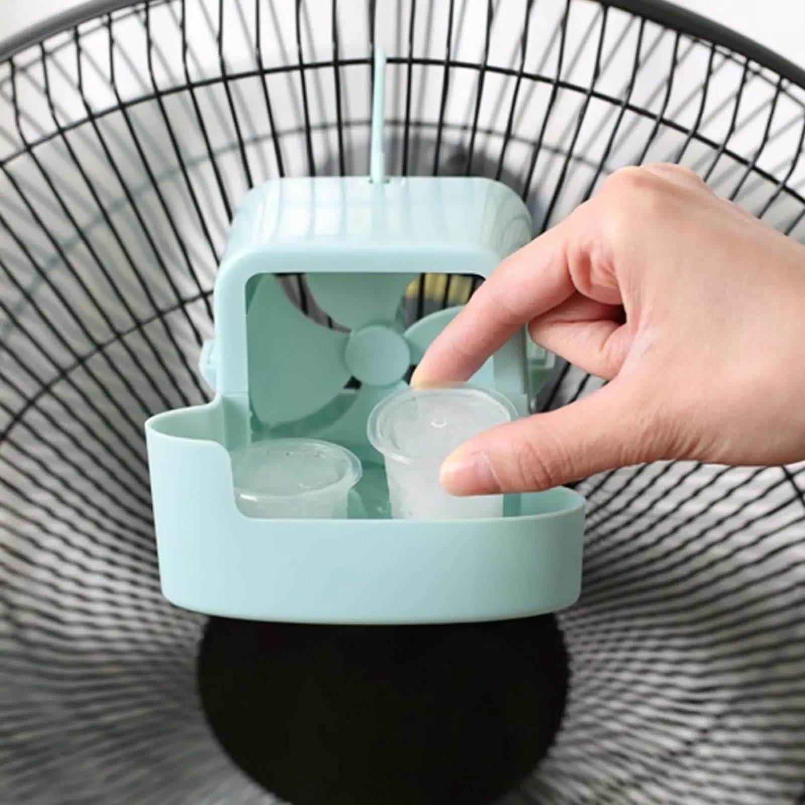 Ventilateur humidificateur rafraîchisseur d'air sur pied avec mini-réservoir d'eau, dispositif de refroidissement par glace suspendable pour soulager la chaleur estivale, pour sol et bureau